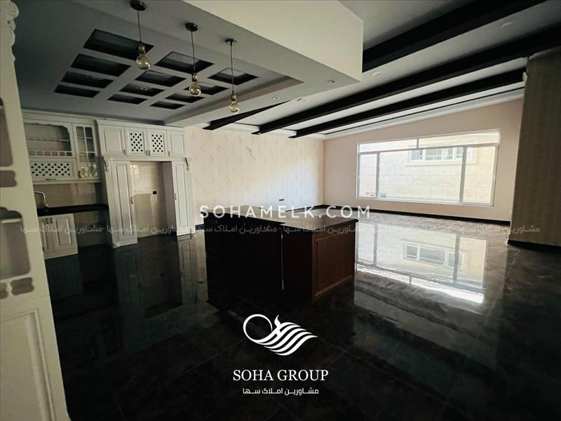 1500متر باغ ویلای لوکس وکلاسیک درمنطقه  ویلانشین ملارد ویلای جنوبی