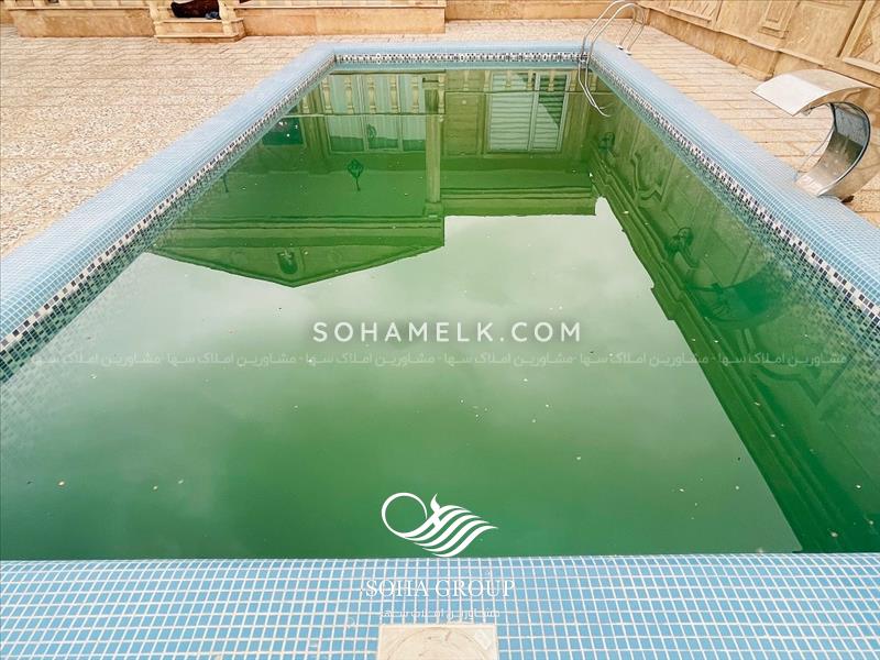 800متر باغ ویلا لوکس وکلاسیک دردهکده ویلایی  کردزار