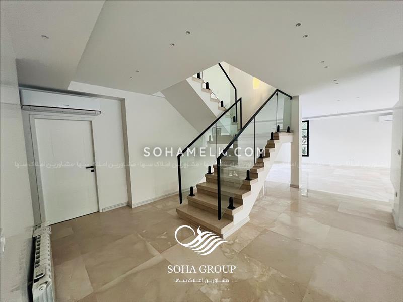 4800متر باغ ویلا لوکس و فوق لاکچری در محمدشهرکرج