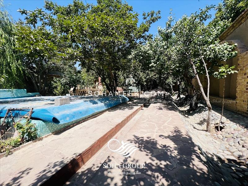 1100متر باغ ویلا سنتی و زیبا در وحیدیه شهریار