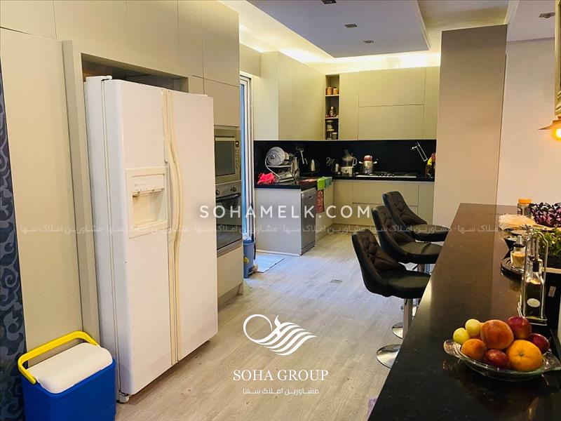 رهن و اجاره سالانه  4600 متر باغ ویلا فوق العاده سرسبزو زیبا درمحمدشهر کرج