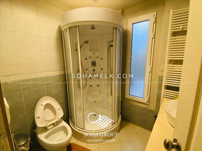 رهن و اجاره سالانه  4600 متر باغ ویلا فوق العاده سرسبزو زیبا درمحمدشهر کرج