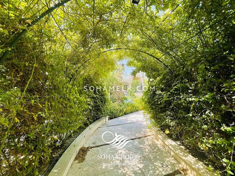 1135متر باغ ویلا کلاسیک و سرسبز درصفادشت