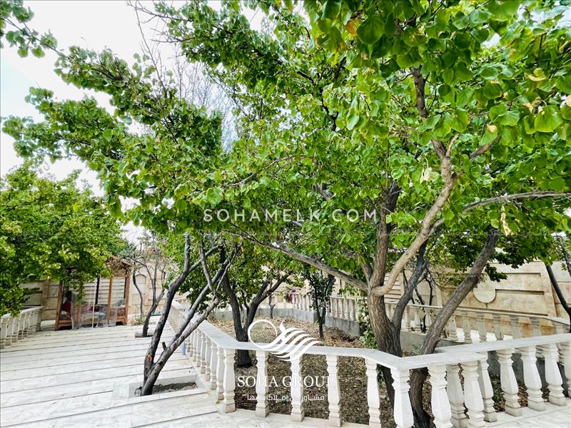 640متر باغ ویلا کلاسیک در شهرک شفق