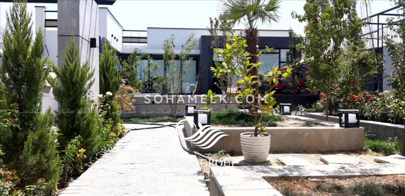 فروش585متر باغ ویلا مدرن در چهارباغ کرج
