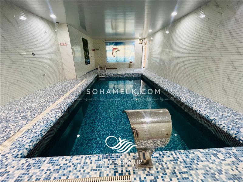 700متر باغ ویلا کلاسیک در لم آباملارد