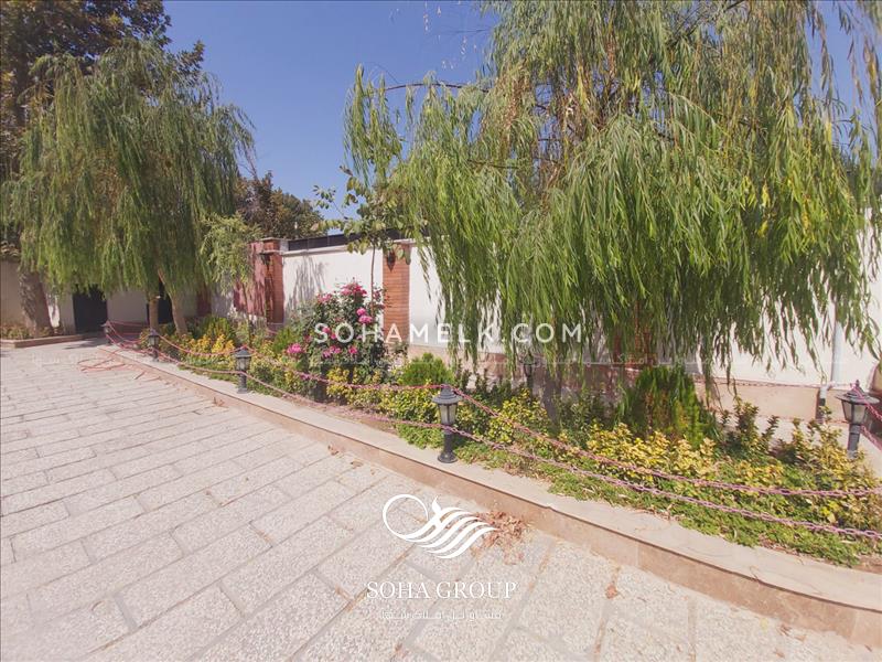 524متر باغ ویلا کلاسیک در قشلاق ملارد