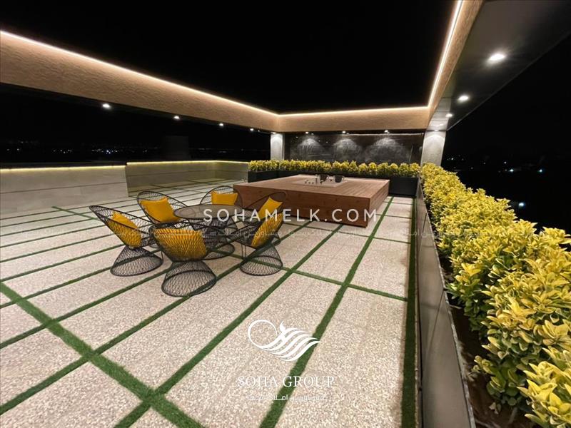 1000متر باغ ویلا با طراحی فوق العاده زیبا و مدرن درشهرک زعفرانیه  کردان کرج