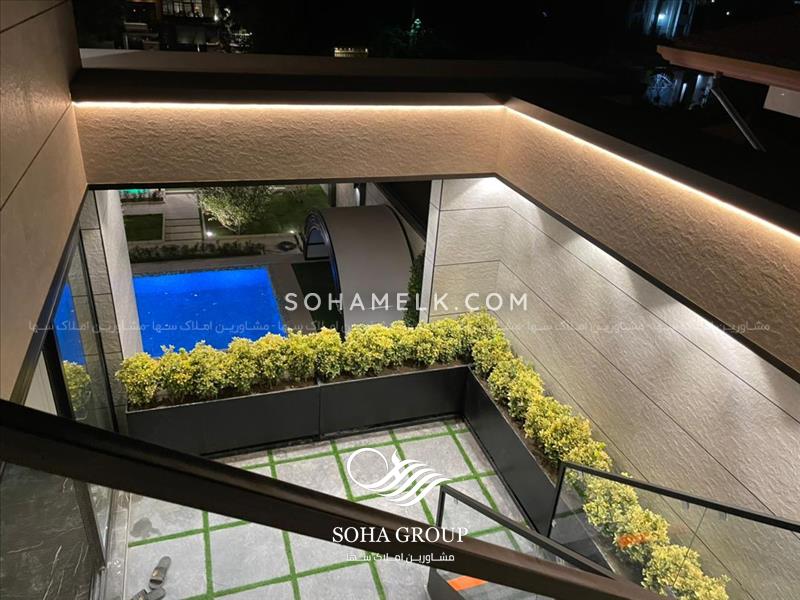 1000متر باغ ویلا با طراحی فوق العاده زیبا و مدرن درشهرک زعفرانیه  کردان کرج