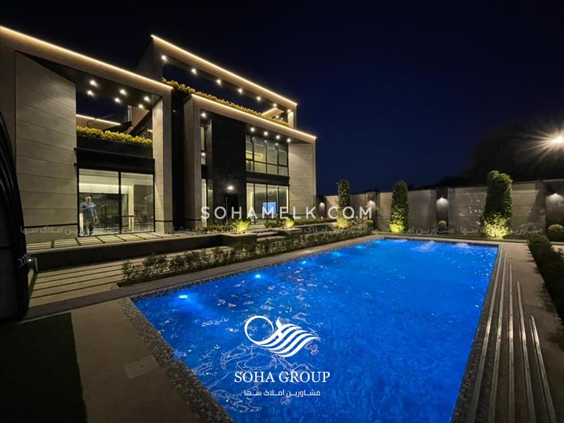 1000متر باغ ویلا با طراحی فوق العاده زیبا و مدرن درشهرک زعفرانیه  کردان کرج