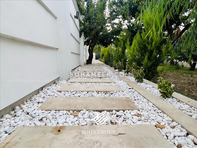 1100متر باغ ویلا مدرن در شهریار (لوکیشن عالی)