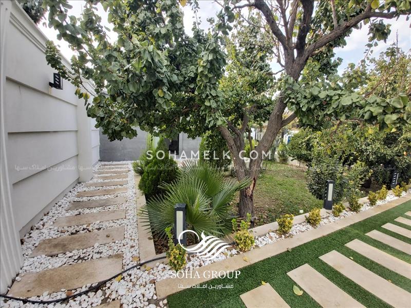 1100متر باغ ویلا مدرن در شهریار (لوکیشن عالی)