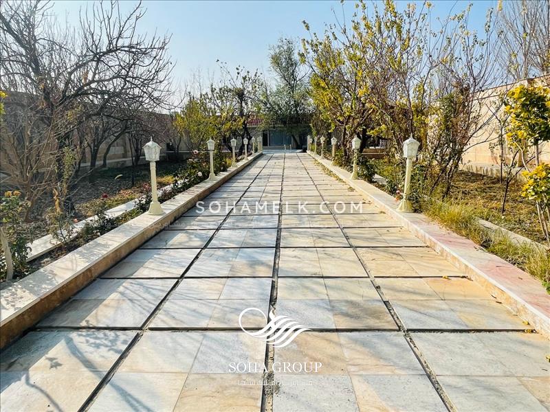 1300متر باغ ویلا سرسبزدر دهکده ویلایی کردزار