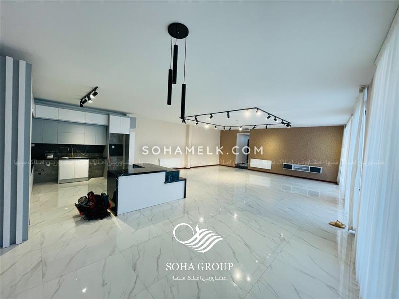 500 متر باغ ویلا  مدرن دردهکده ویلایی کردزار