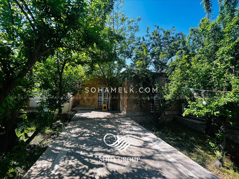 1800متر باغ ویلا سرسبز و زیبا در بهترین لوکیشن شهریار