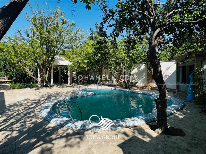 1800متر باغ ویلا سرسبز و زیبا در بهترین لوکیشن شهریار