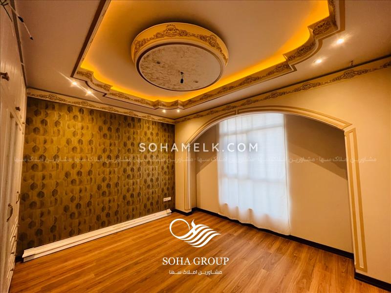 690متر باغ ویلا کلاسیک با دو واحد مجزا در شهریار