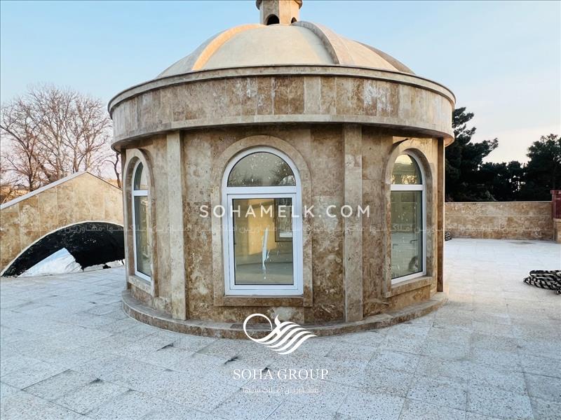 690متر باغ ویلا کلاسیک با دو واحد مجزا در شهریار