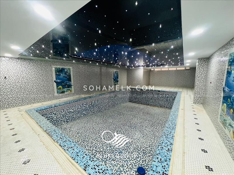 690متر باغ ویلا کلاسیک با دو واحد مجزا در شهریار