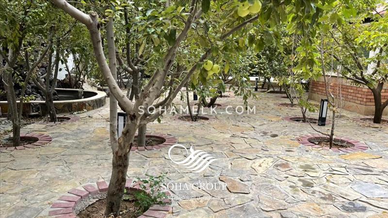 1100متر باغ ویلا فوق العاده زیبا در صفادشت