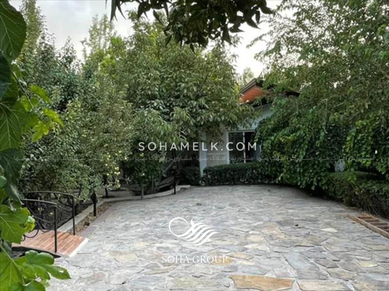 1100متر باغ ویلا فوق العاده زیبا در صفادشت