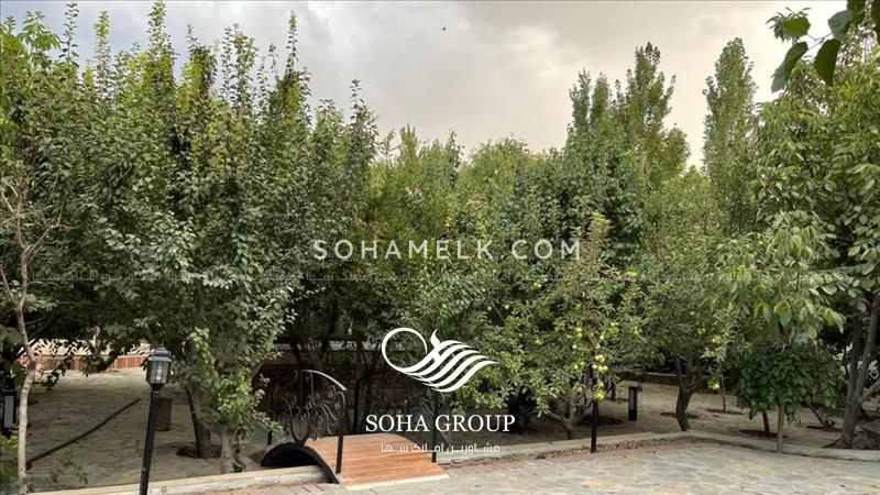 1100متر باغ ویلا فوق العاده زیبا در صفادشت