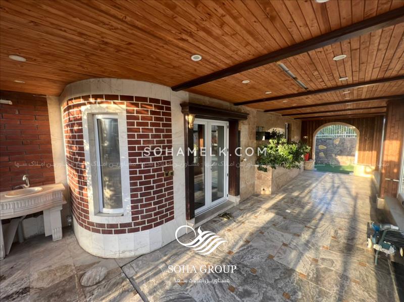 1250متر باغ ویلا لاکچری و مدرن در شهرک زعفرانیه جنوب کردان کرج