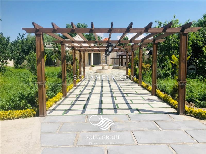 1250متر باغ ویلا کلاسیک  و زیبا در شهریار