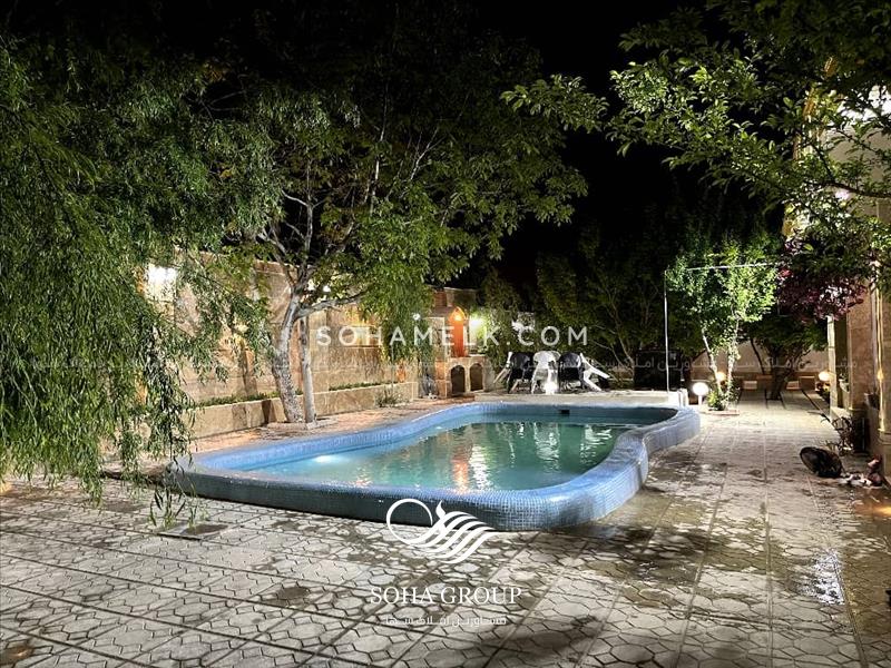 800متر باغ ویلا کلاسیک در منطقه ویلایی ملارد