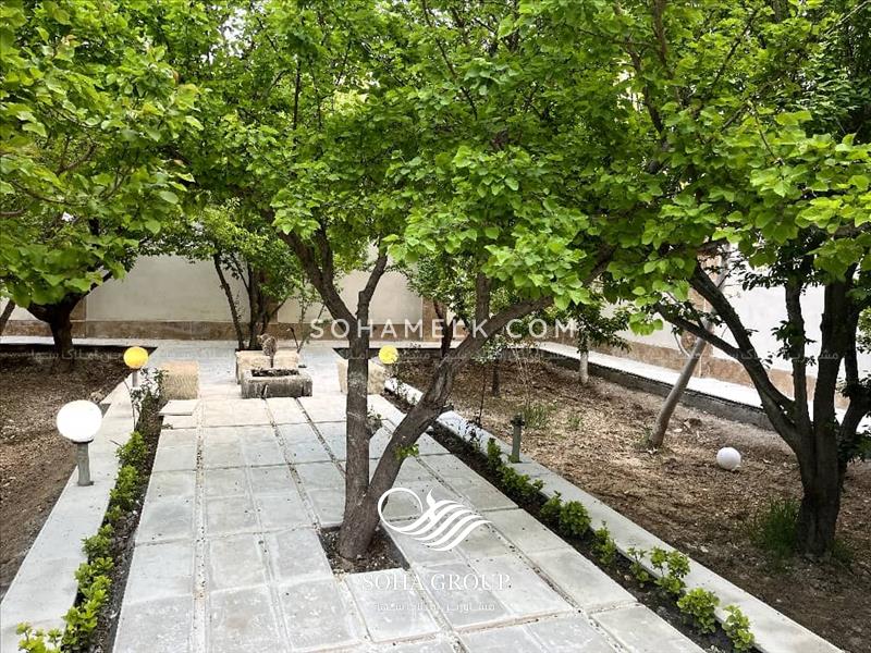 800متر باغ ویلا کلاسیک در منطقه ویلایی ملارد