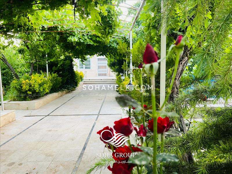 700متر باغ ویلا فوق العاده سرسبز قابل سکونت دائم در کردزار