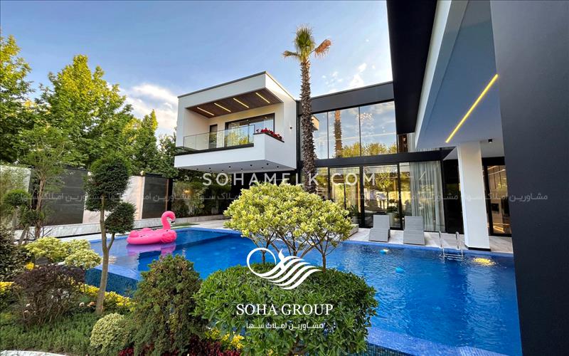 1056 متر باغ ویلا مدرن و لاکچری در  شهرک جهان ویلا (تهراندشت کرج)