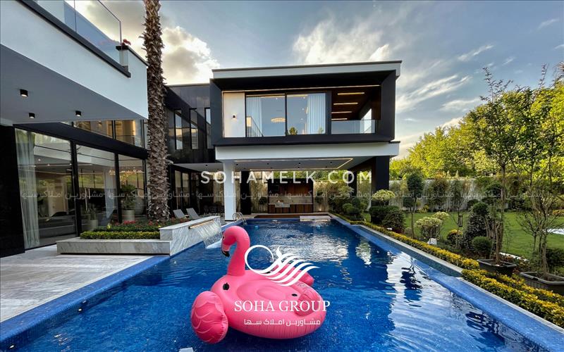 1056 متر باغ ویلا مدرن و لاکچری در  شهرک جهان ویلا (تهراندشت کرج)