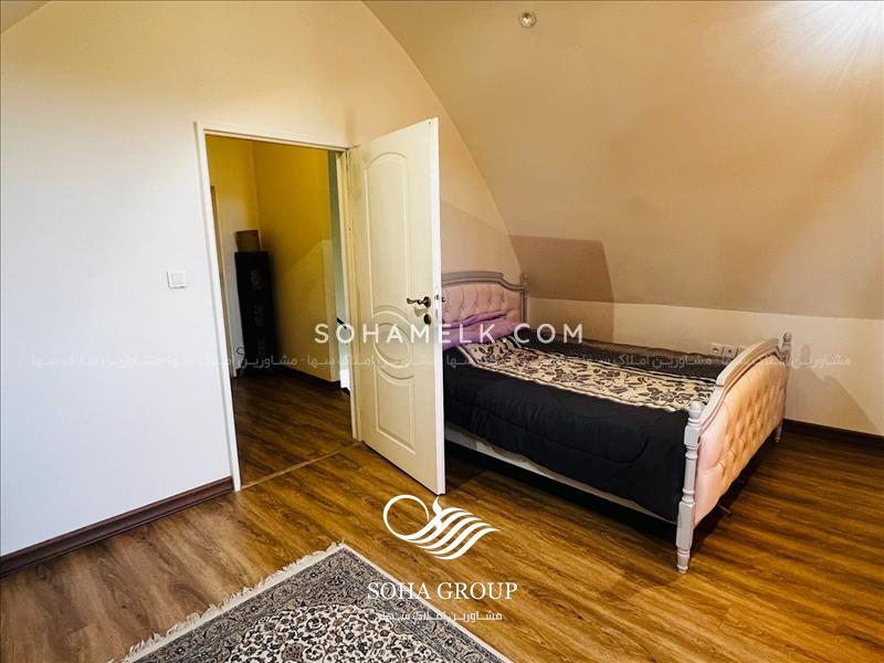 رهن واجاره سالانه  باغ ویلا 1000متری  با معماری جذاب در منطقه صفادشت