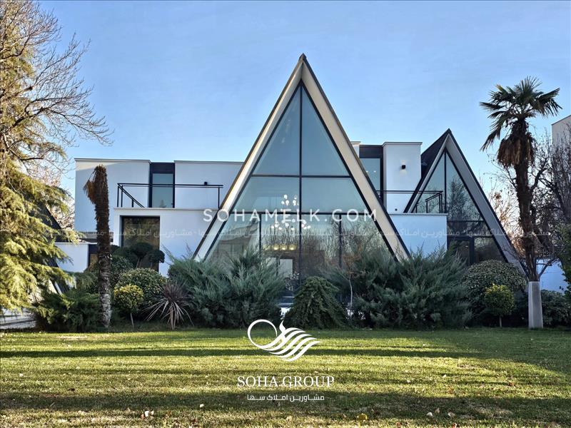 1500 متر باغ ویلا با معماری اروپایی و بسیار لوکس در قلب شهریار