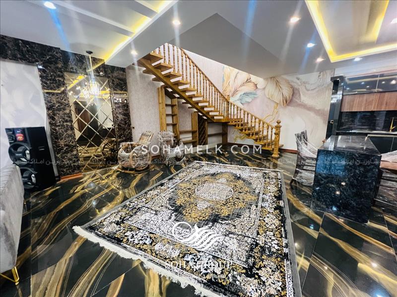 باغ ویلا 1150 متری لوکس و کلاسیک در لم آباد ملارد