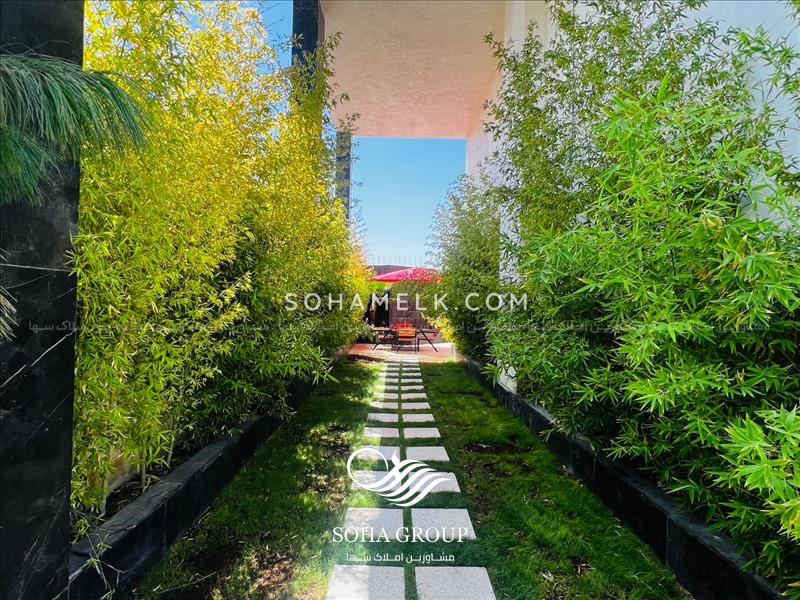 1800 متر باغ ویلا مدرن ولاکچری داخل شهرک ویلایی در صفادشت