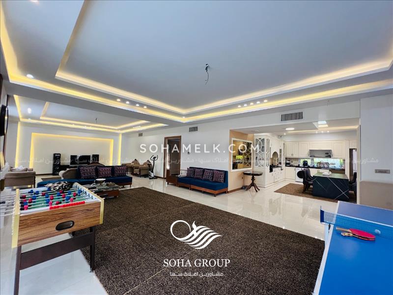 960 متر باغ ویلا کلاسیک داخل مجموعه در باغدشت شهریار