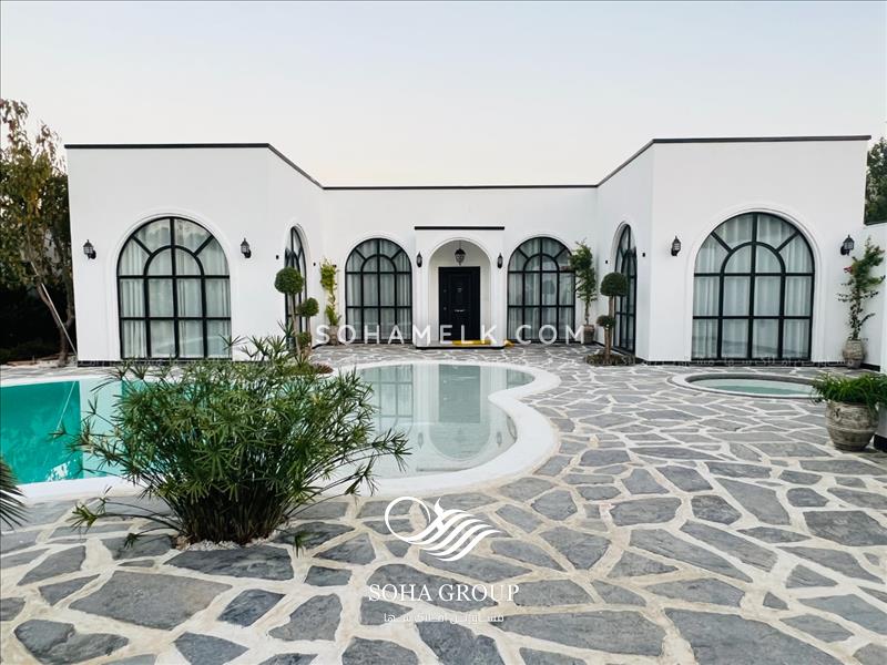 1120 متر باغ ویلا با طراحی  مدرن ارگانیک (بوهو ) و دیدنی در محمدشهرکرج