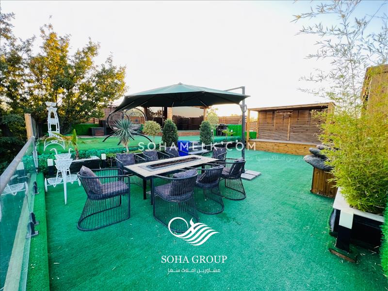 زیباترین باغ ویلای خوشنام با 200 متر روف گاردن 