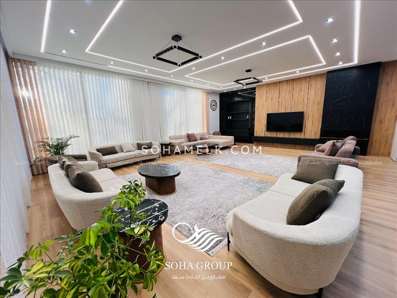 ویلاباغ باشکوه  با 220 متر ویلای لوکس در محمدشهر کرج 