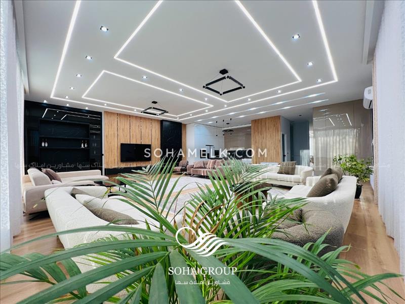 ویلاباغ باشکوه  با 220 متر ویلای لوکس در محمدشهر کرج 