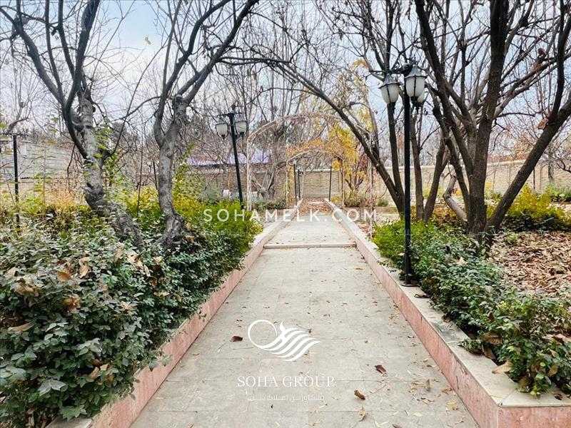 باغ ویلا با طراحی سنتی در دل باغات کردامیر شهریار