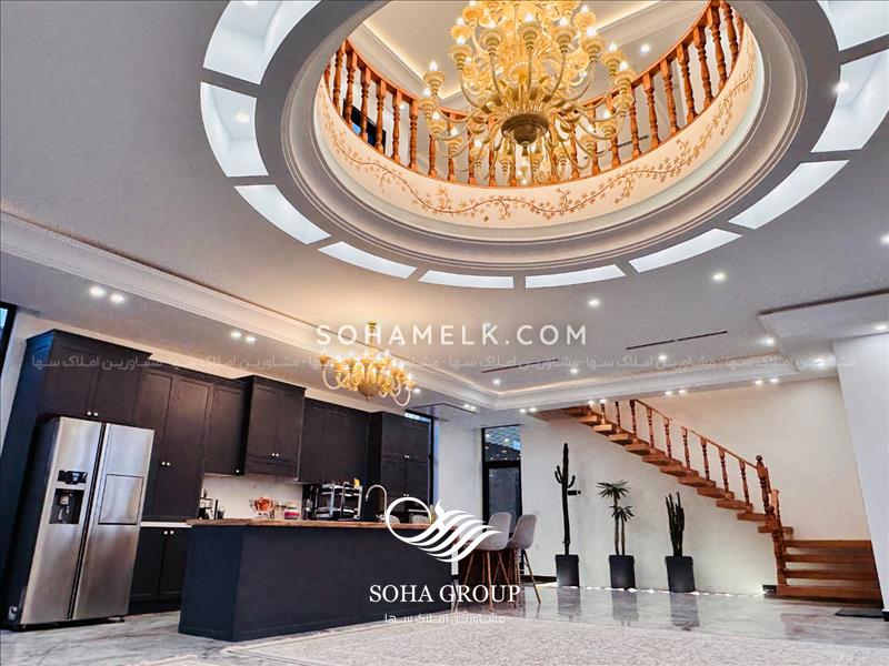 باغ ویلا با 900 متر ساختمان لاکچری 