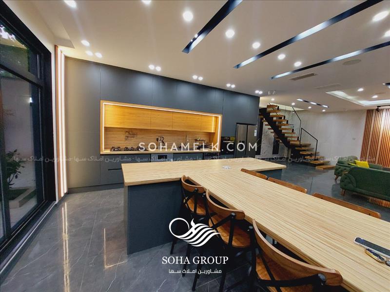 525 متر باغ ویلا نوساز و بسیار زیبا در لم آباد ملارد