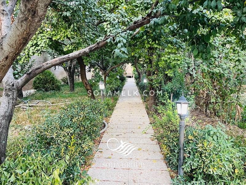 1100 متر باغ ویلای زیبا در کردزار شهریار