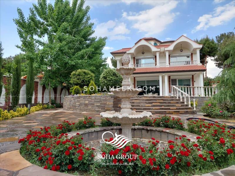 1700 متر باغ ویلای فوق العاده زیبا در شهرک زیبادشت کرج