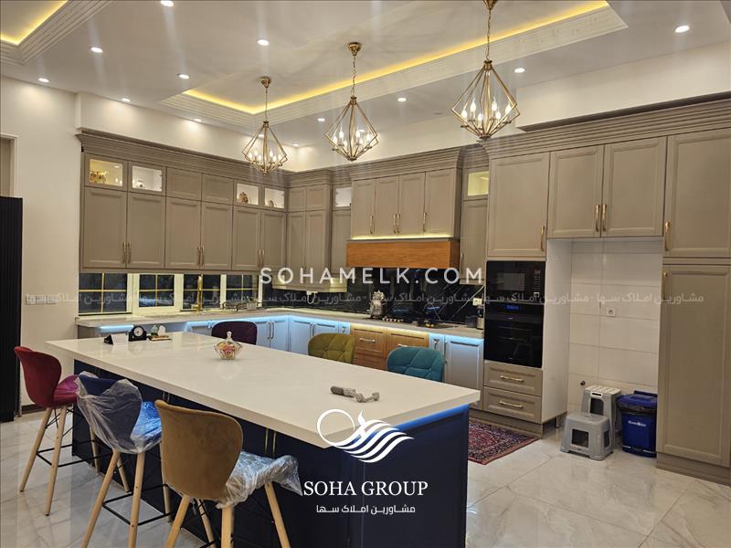 1330 متر باغ ویلای لوکس در کردزار شهریار