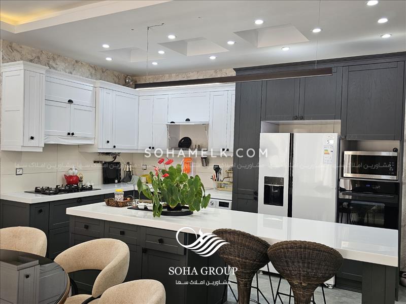 2500 متر باغ ویلای فوق‌العاده در قلب شهریار