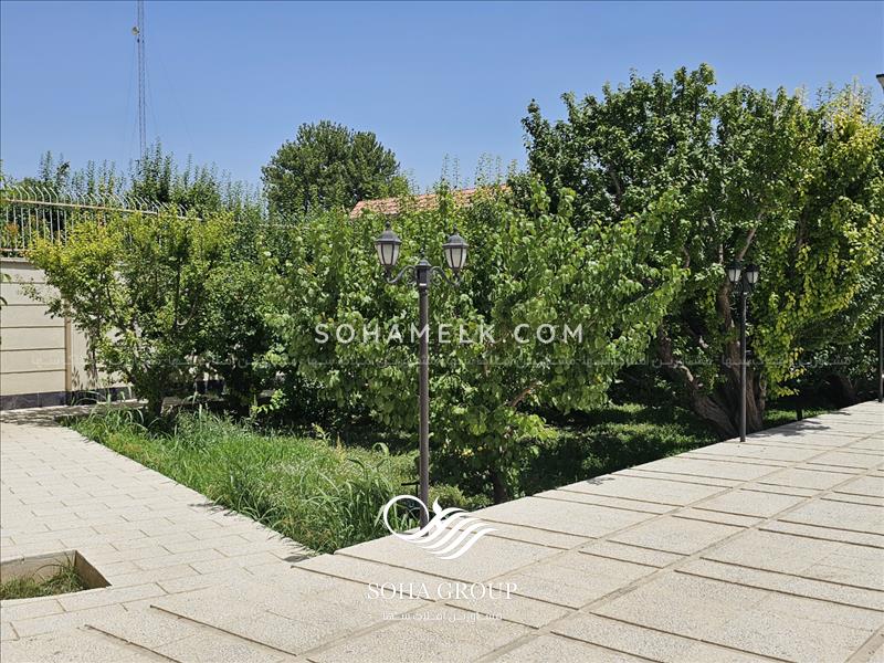 1070 متر باغ ویلای کلاسیک در شهریار